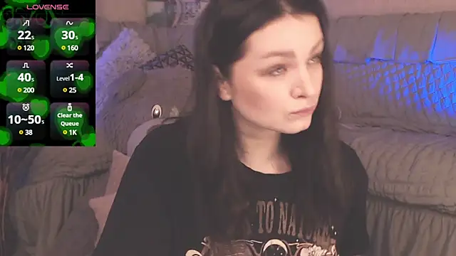 Snapshot of BritneyBarker chatting on February 26, 2025, 1:32 am BritneyBarker online show from February 26, 2025, 1:32 am