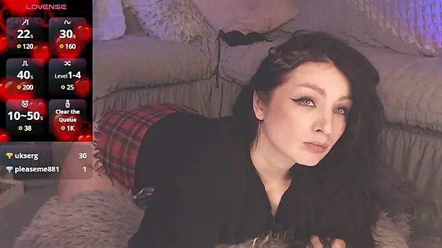 Snapshot of BritneyBarker chatting on March 4, 2025, 4:06 am BritneyBarker online show from March 4, 2025, 4:06 am