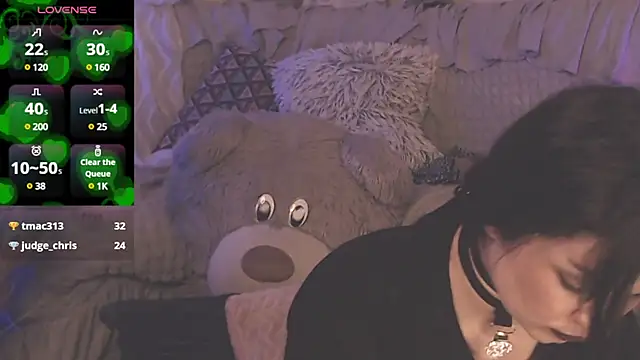 Snapshot of BritneyBarker chatting on March 15, 2025, 4:57 am BritneyBarker online show from March 15, 2025, 4:57 am