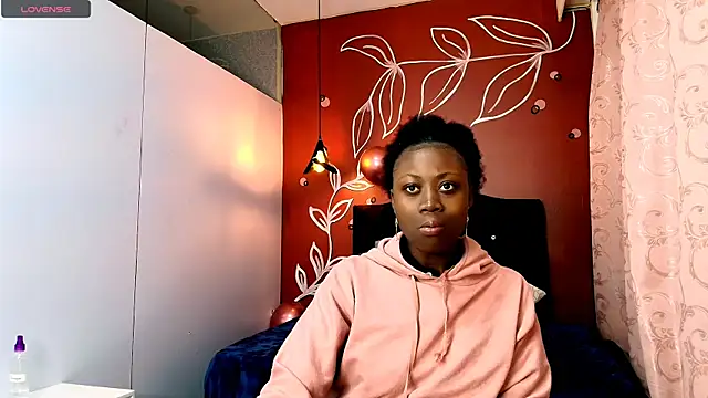 Snapshot of Sara_Naugty chatting on February 6, 2025, 12:05 pm Sara Naugty online show from February 6, 2025, 12:05 pm