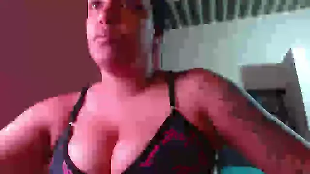 Tammyymilf online show from January 8, 2026, 5:48 pm