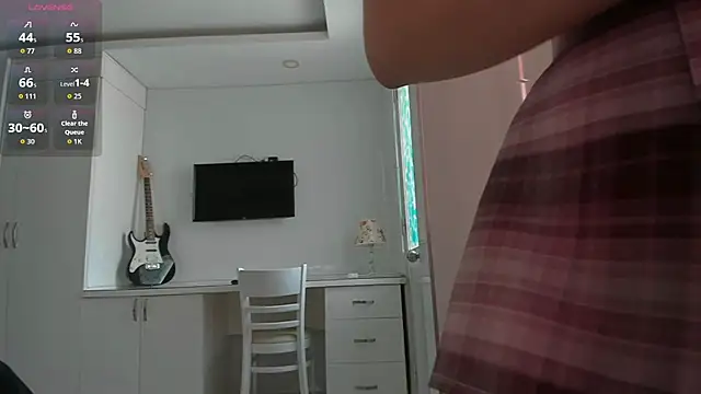 Snapshot of Yuki_miiii chatting on September 29, 2025, 2:16 am Yuki miiii online show from September 29, 2025, 2:16 am