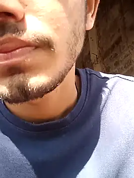 Snapshot of vas02vir chatting on February 19, 2025, 5:05 am vas02vir online show from February 19, 2025, 5:05 am