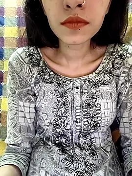 Snapshot of cute_IndianBabe chatting on March 4, 2025, 1:01 am cute IndianBabe online show from March 4, 2025, 1:01 am