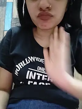 cute IndianBabe online show from May 27, 2026, 1:57 am