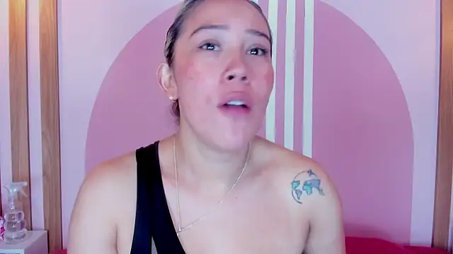 Lannajansen online show from March 18, 2026, 2:42 pm