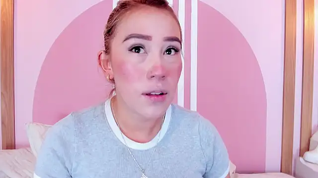 Lannajansen online show from March 26, 2026, 1:28 pm