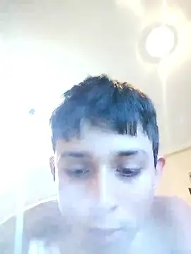 S4nt1luXx online show from November 21, 2025, 2:16 pm