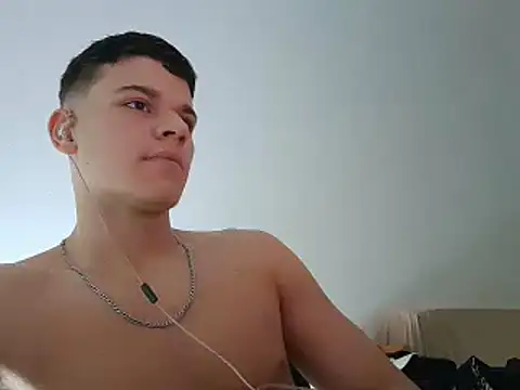 vitorsafado19 online show from January 26, 2025, 3:27 am