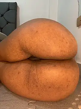 Snapshot of Charlotte_bronxxx chatting on September 13, 2025, 3:34 pm Charlotte bronxxx online show from September 13, 2025, 3:34 pm