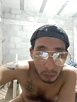 Mikemxss online show from May 11, 2026, 3:01 am