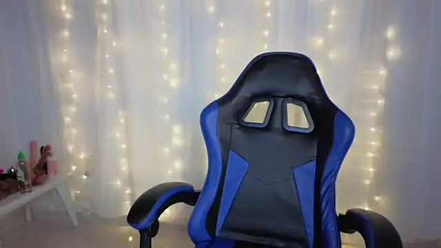 Snapshot of saorisworld chatting on February 7, 2026, 1:09 am saorisworld online show from February 7, 2026, 1:09 am