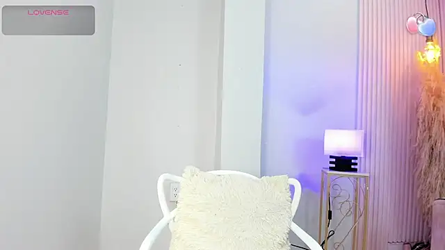 alana rossetti online show from February 20, 2026, 12:27 pm