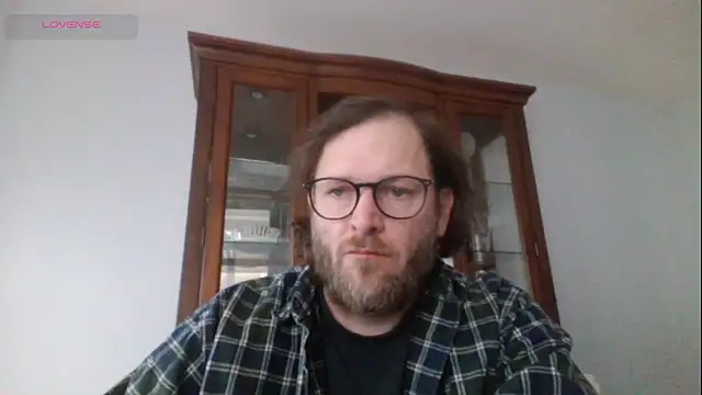 rrunner7718 online show from February 11, 2025, 2:24 pm