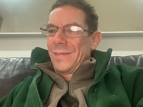 Kenhornu online show from February 20, 2026, 1:13 am