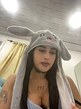 Snapshot of Girl_milk7 chatting on March 18, 2025, 3:42 am Girl milk7 online show from March 18, 2025, 3:42 am