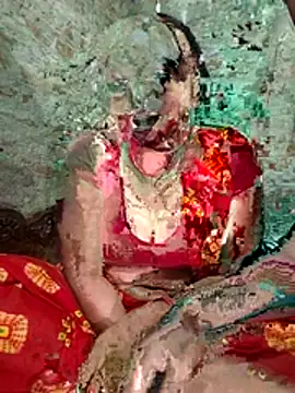 Snapshot of Simrandeshipp chatting on March 13, 2026, 5:19 pm Simrandeshipp online show from March 13, 2026, 5:19 pm