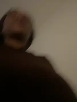 Boneca25 online show from December 17, 2025, 8:31 am