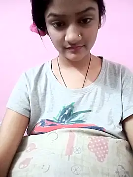 Snapshot of Tanu-00 chatting on October 9, 2025, 4:21 am Tanu-00 online show from October 9, 2025, 4:21 am