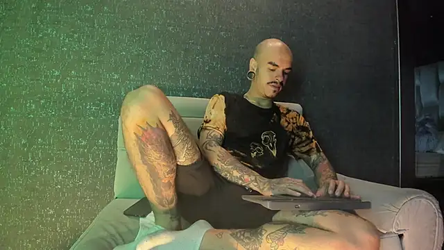 kaletattoo online show from November 10, 2025, 11:09 am