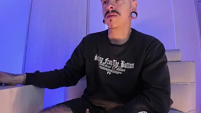 kaletattoo online show from March 31, 2026, 11:10 am