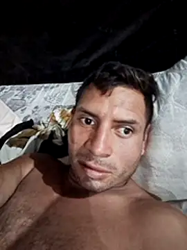 Mauricio2507 online show from July 15, 2026, 11:54 pm