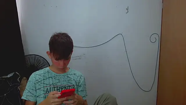 Alexxx lov online show from March 25, 2026, 12:33 pm