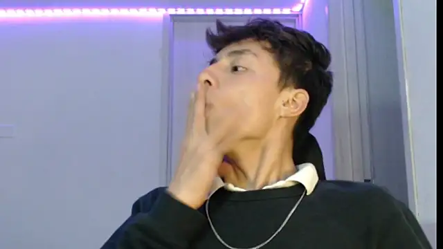 Juanmres online show from October 16, 2025, 3:18 am