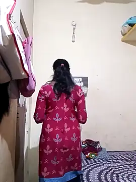 Snapshot of TeluguammayiMahi chatting on February 18, 2025, 9:42 pm TeluguammayiMahi online show from February 18, 2025, 9:42 pm