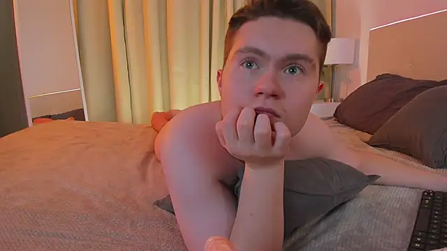 Asacura Yo online show from January 28, 2025, 12:47 am