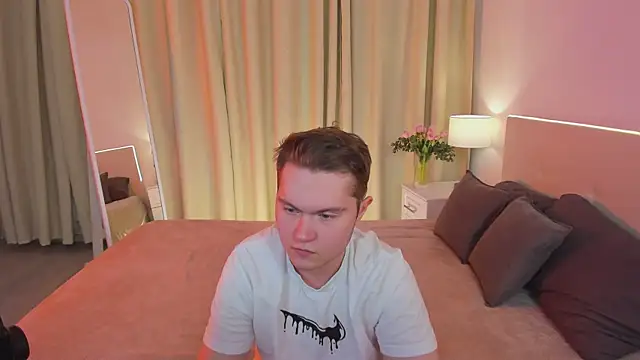 Asacura Yo online show from January 28, 2025, 8:26 pm