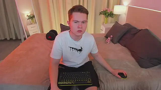 Asacura Yo online show from January 29, 2025, 2:40 am