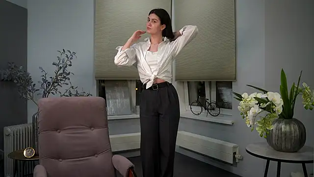 Snapshot of KennaVorn chatting on January 26, 2025, 1:47 pm KennaVorn online show from January 26, 2025, 1:47 pm