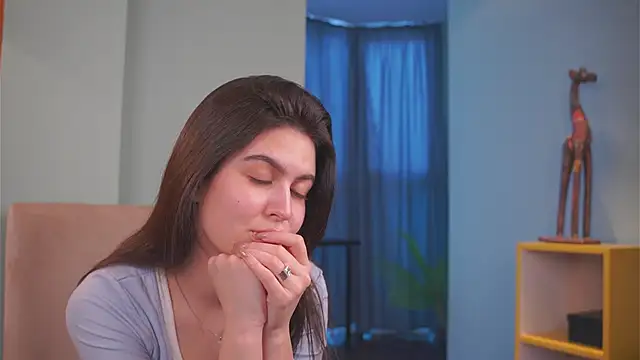 Snapshot of KennaVorn chatting on January 28, 2025, 10:02 am KennaVorn online show from January 28, 2025, 10:02 am