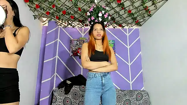 Snapshot of Escarlet_Abel-06 chatting on March 14, 2025, 8:06 pm Escarlet Abel-06 online show from March 14, 2025, 8:06 pm