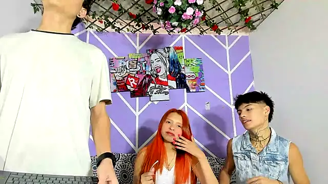 Snapshot of Escarlet_Abel-06 chatting on March 20, 2025, 9:46 pm Escarlet Abel-06 online show from March 20, 2025, 9:46 pm