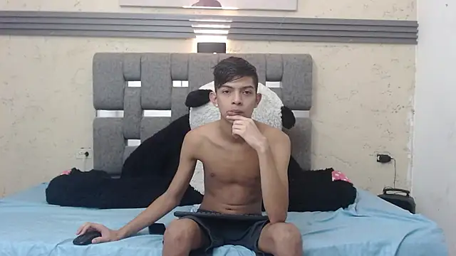 KING STYLE2 online show from February 1, 2025, 11:16 pm