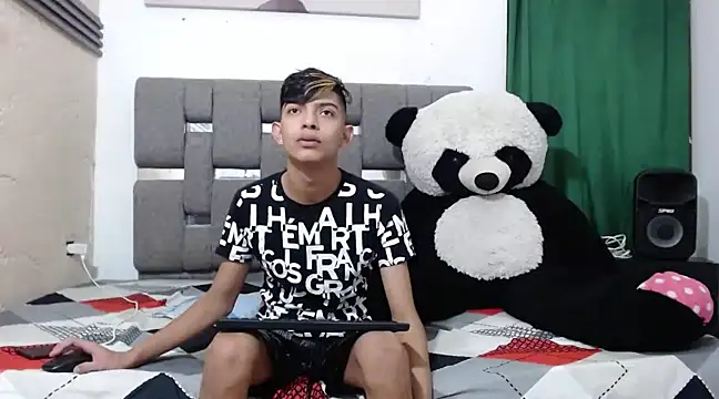 KING STYLE2 online show from February 6, 2025, 11:15 pm