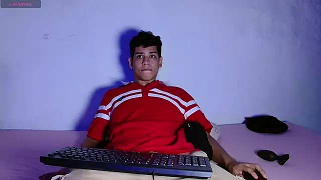 Santiago-Thompson online show from March 31, 2026, 9:26 pm