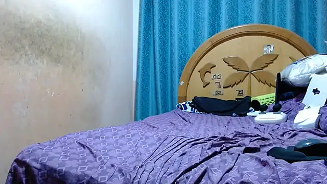 nakedlima online show from July 1, 2026, 4:47 am
