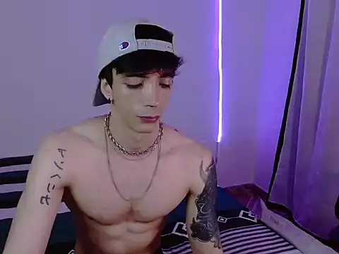 Snapshot of H3ll_B0I chatting on January 30, 2025, 11:24 pm H3ll B0I online show from January 30, 2025, 11:24 pm