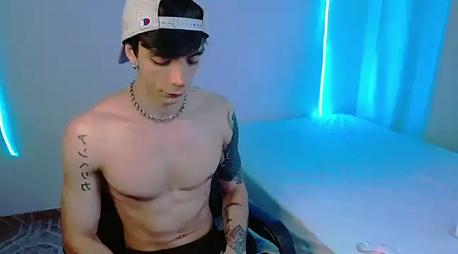 Snapshot of H3ll_B0I chatting on February 9, 2025, 9:16 am H3ll B0I online show from February 9, 2025, 9:16 am