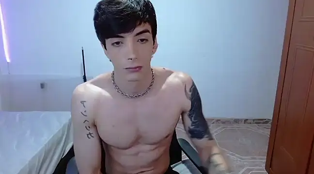 Snapshot of H3ll_B0I chatting on March 20, 2025, 5:02 am H3ll B0I online show from March 20, 2025, 5:02 am