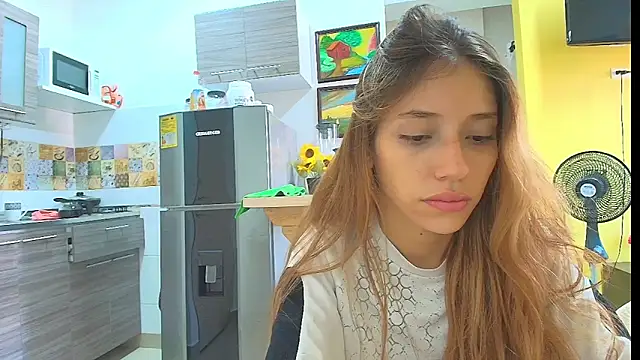 Alaiapink online show from April 26, 2026, 3:32 pm