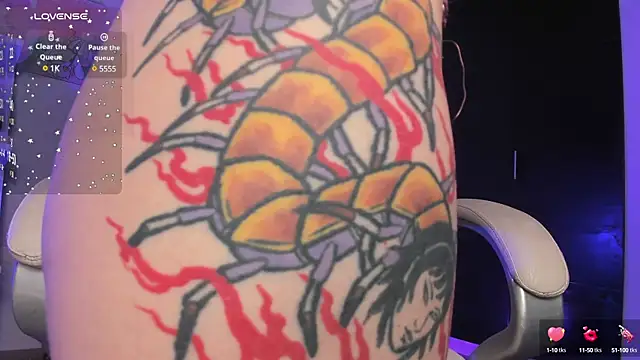 Snapshot of sabrinamoonie chatting on February 13, 2025, 10:55 am sabrinamoonie online show from February 13, 2025, 10:55 am