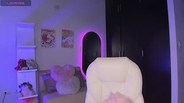 Snapshot of sabrinamoonie chatting on November 10, 2025, 3:00 pm sabrinamoonie online show from November 10, 2025, 3:00 pm