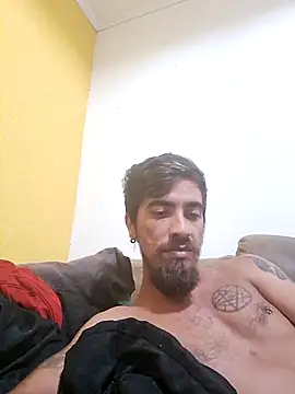 thallespessoa online show from February 16, 2025, 2:43 pm