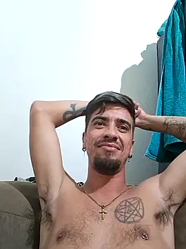 thallespessoa online show from September 19, 2025, 1:07 am