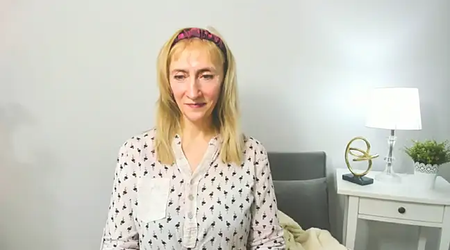 Snapshot of MargaretMilf69 chatting on February 20, 2025, 7:19 pm MargaretMilf69 online show from February 20, 2025, 7:19 pm