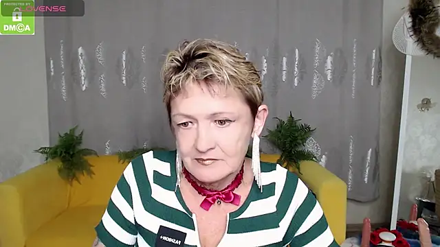 SexyGrandma  online show from November 29, 2025, 5:05 pm